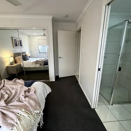 Chic 3-Bedroom Duplex, Air-Con, Pet Friendly Buderim Exterior photo