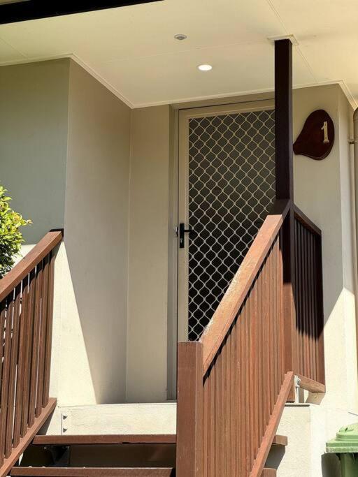 Holiday home Chic 3-bedroom Duplex, Air-con, Pet Friendly *